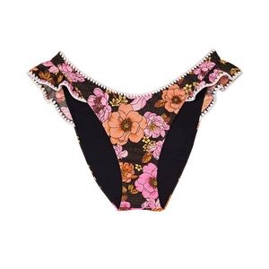 NWT Victoria’s Secret Ruffle Bikini Bottom With Crochet